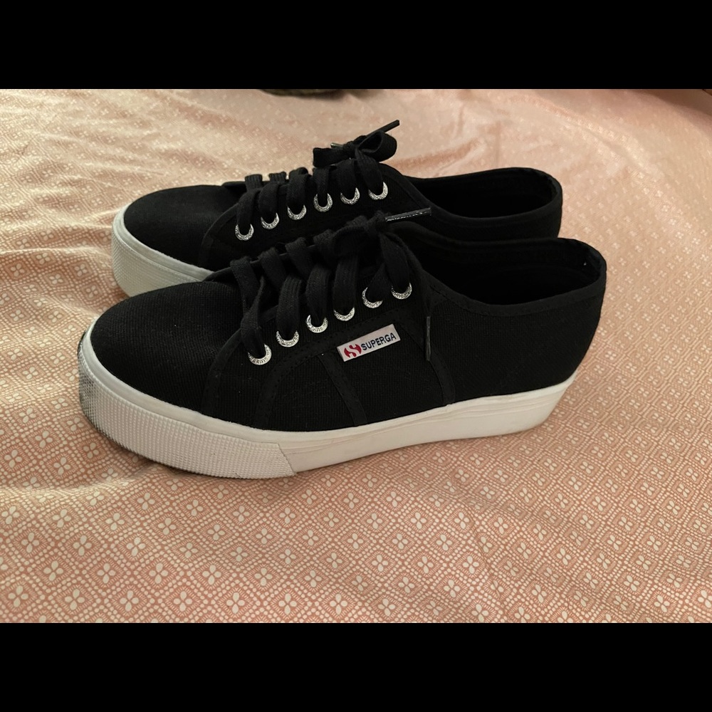 Shoes - Picture 2 of 3